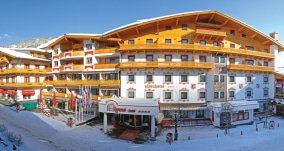 saalbach hinterglemm hotel alpenhotel aussen winter